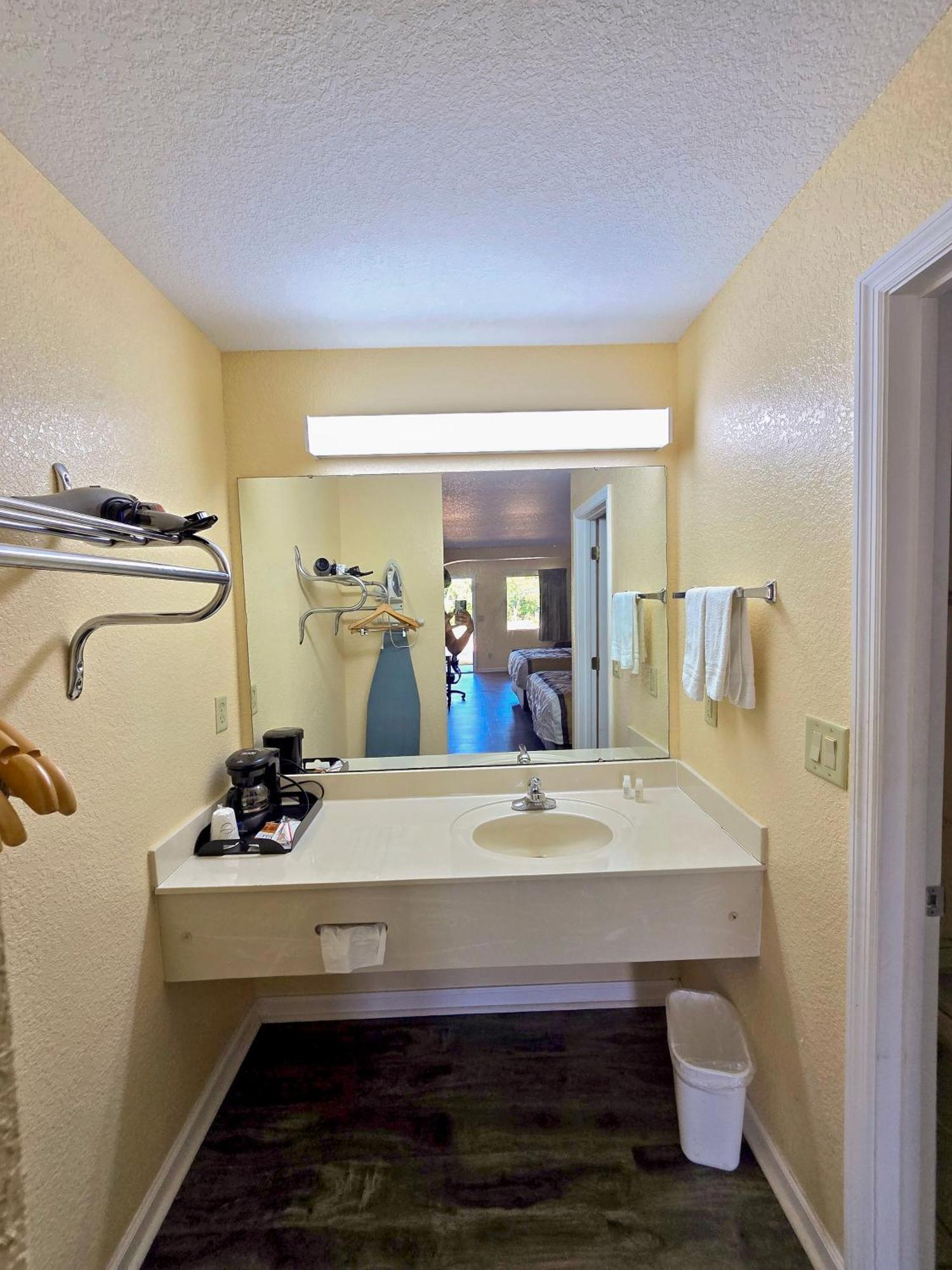 Garden Inn And Suites Near Callaway Gardens Pine Mountain Εξωτερικό φωτογραφία
