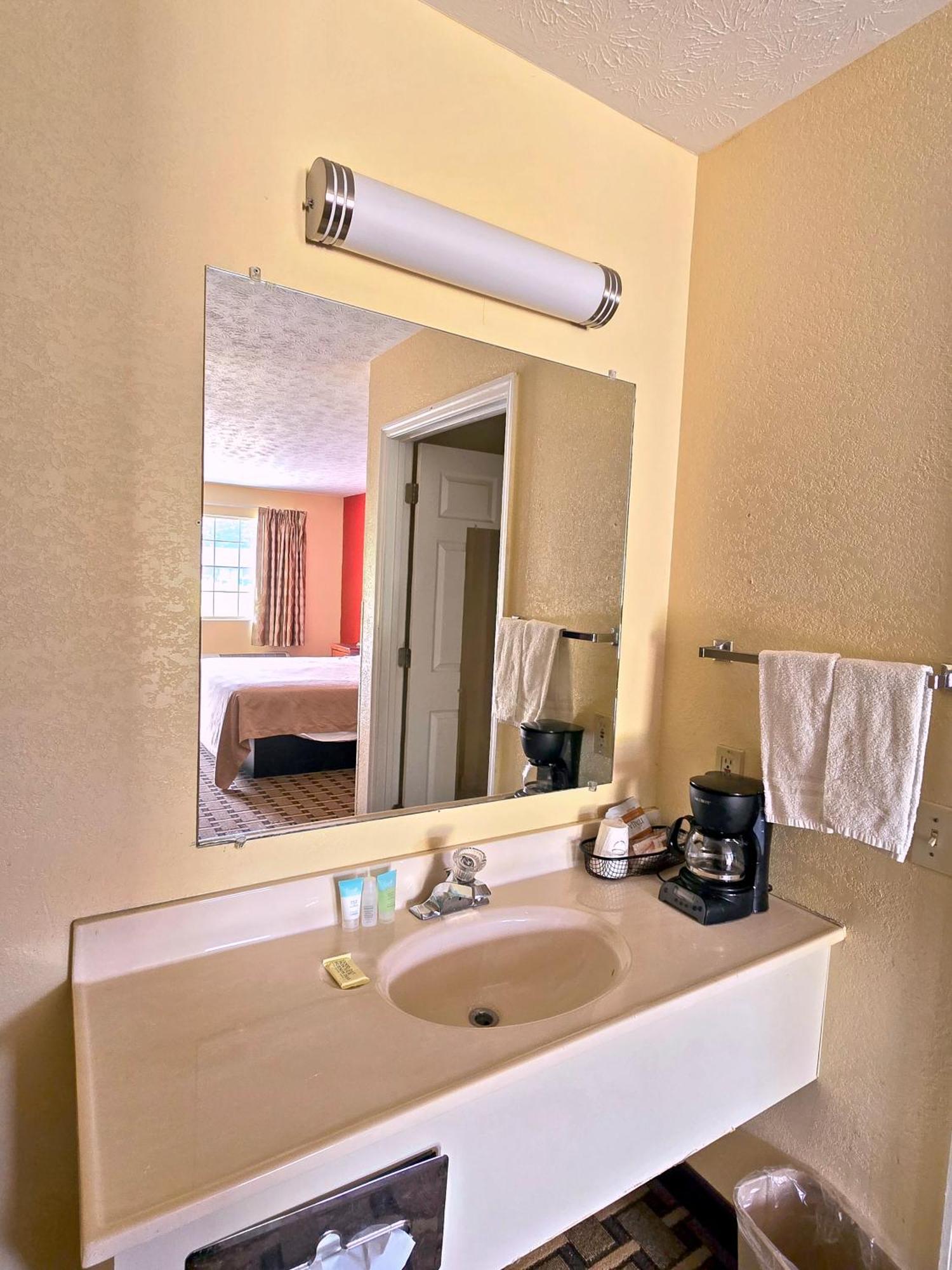 Garden Inn And Suites Near Callaway Gardens Pine Mountain Εξωτερικό φωτογραφία