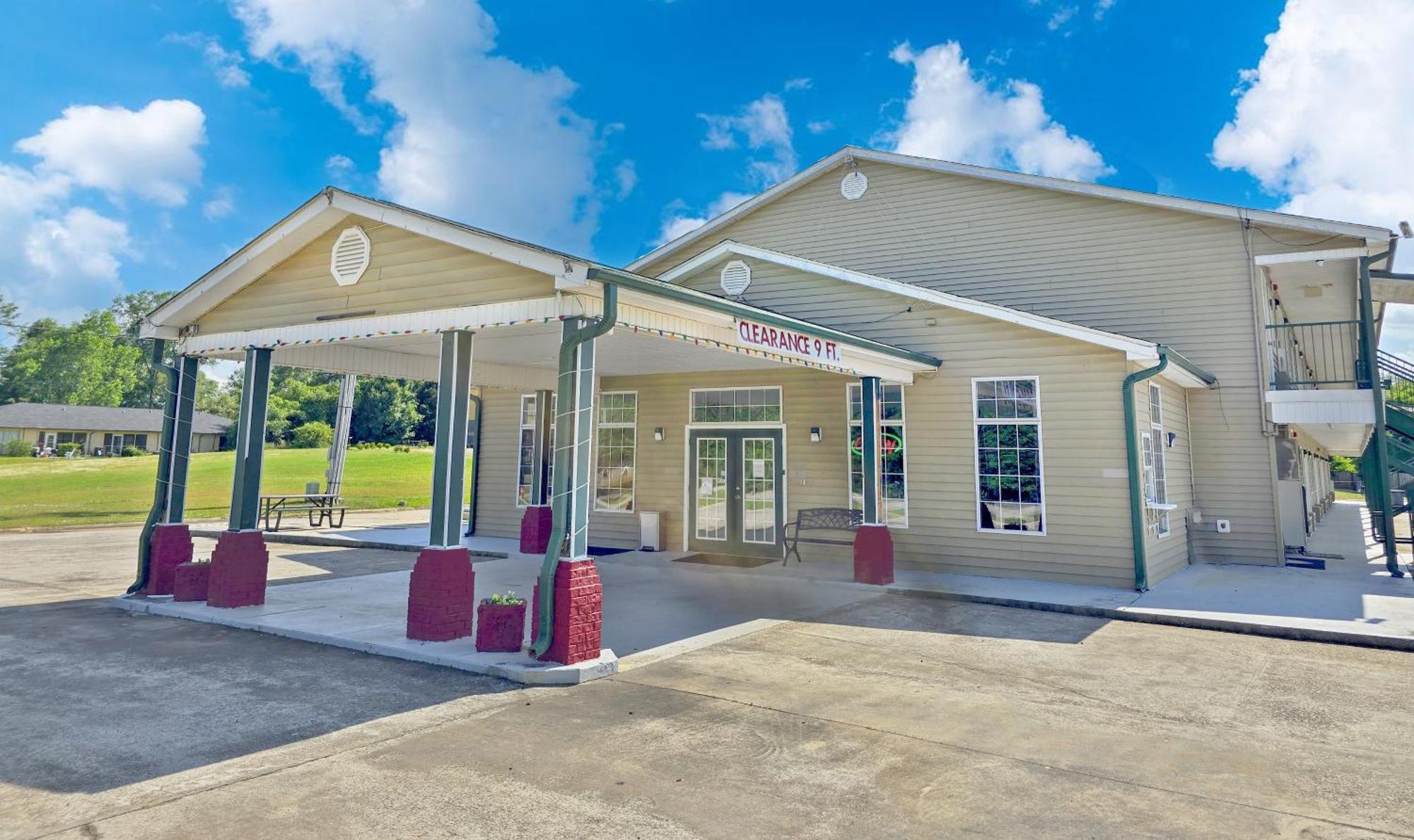 Garden Inn And Suites Near Callaway Gardens Pine Mountain Εξωτερικό φωτογραφία
